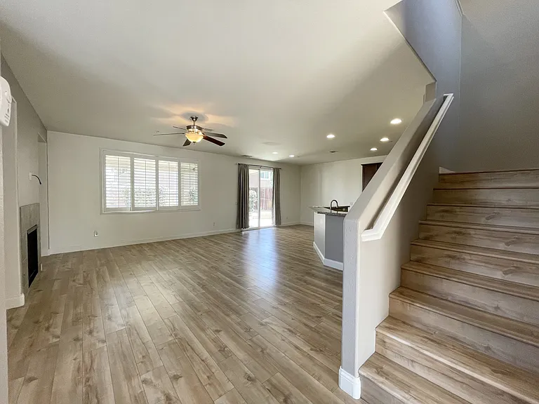 3586 Bur Oak Rd — Photo 4