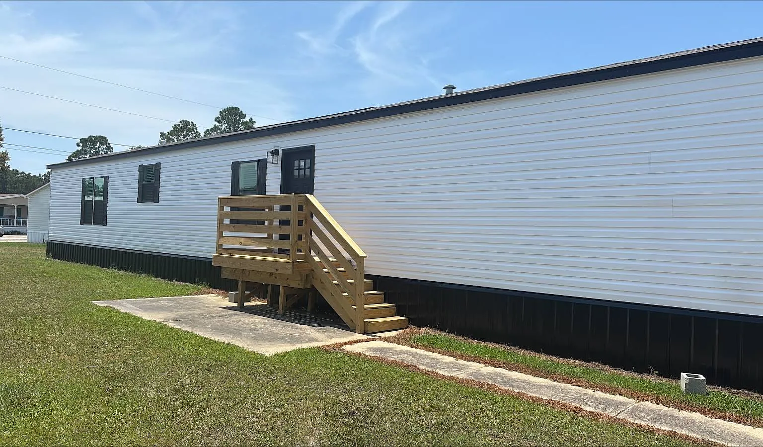 3 bed, 2.0 bath, $1,200 — Photo 1