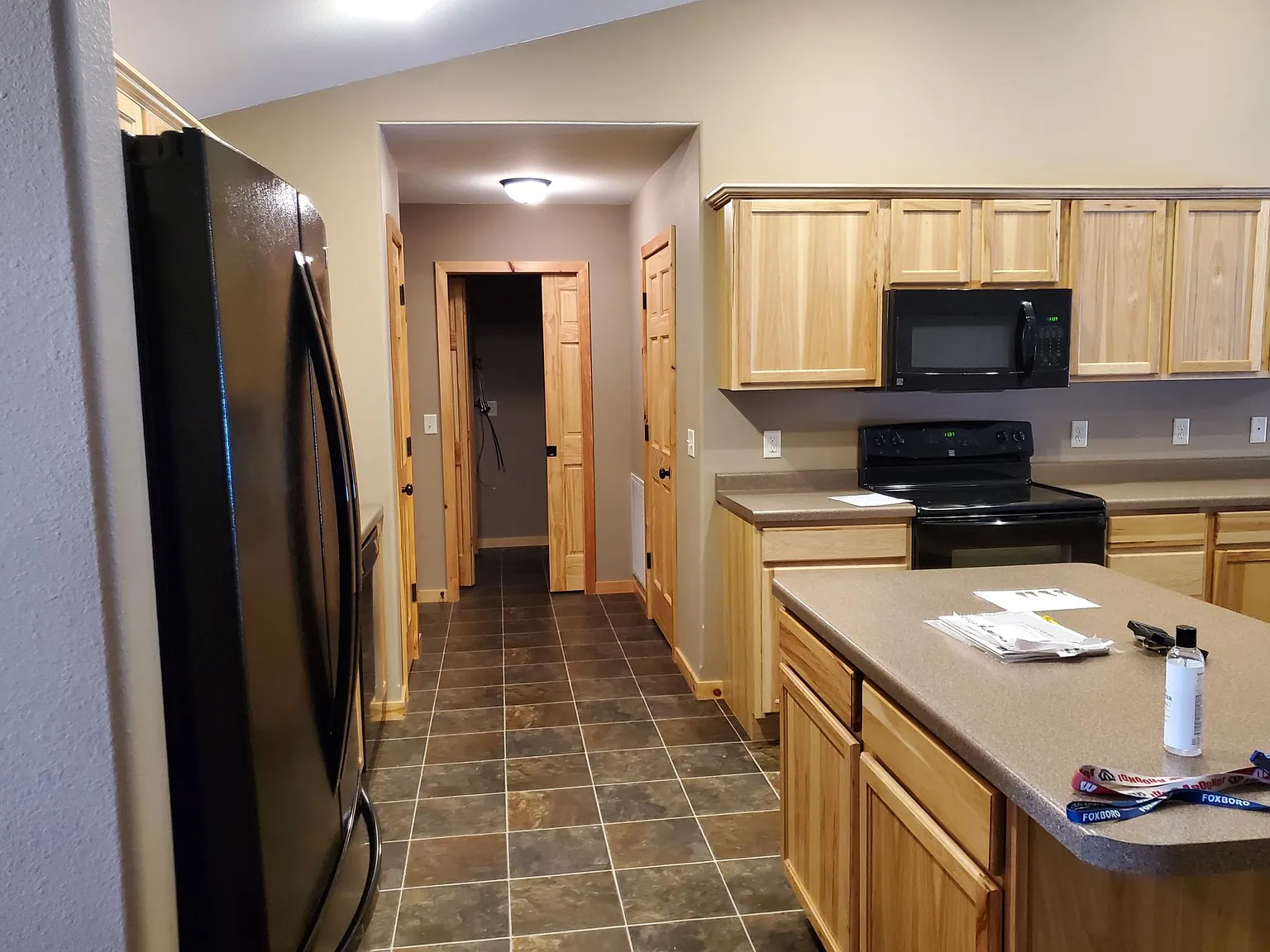 3 bed, 1400 sqft, $1,755 — Photo 3