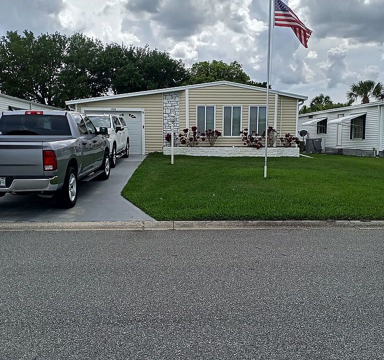 1st image of 1208 Gardenia Dr