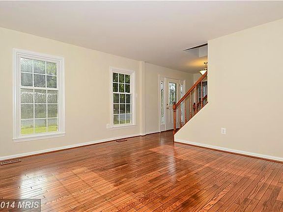 4th image of 12728 Falcon Dr