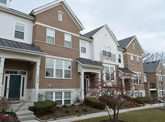 2nd image of 978 Tuscany Dr