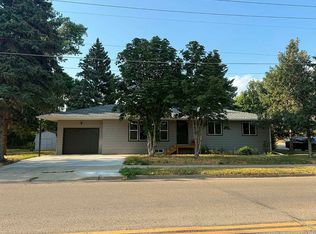 4 16th Ave SW, Minot, ND 58701