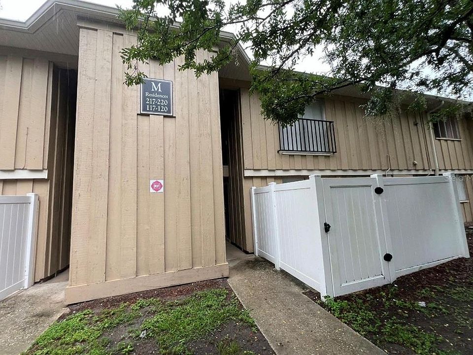 1st image of 507 NW 39th Rd APT 220