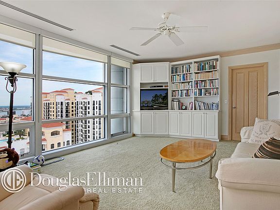 4th image of 222 Lakeview Ave Penthouse 1N