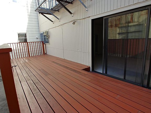 5th image of 246 Dorland St #2