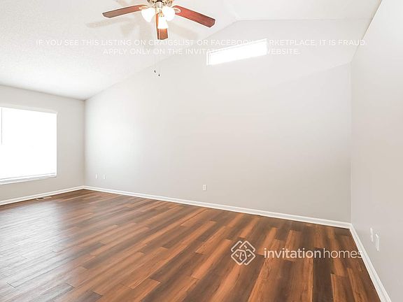 3rd image of 131 Wayne Ave