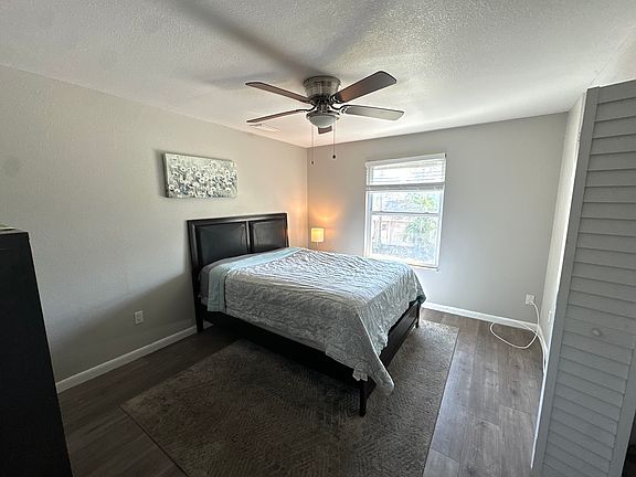 5th image of 999 Dr Martin Luther King Jr St S APT 4