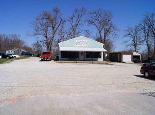 2775 S Old Missouri Rd, Springdale, AR 72764