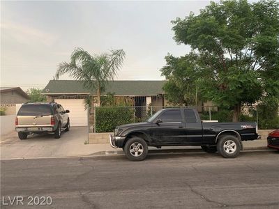 1001 Slayton Dr, Las Vegas, NV, 89107