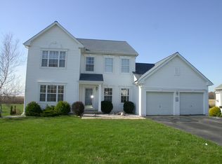 210 Riveredge Dr, New Castle, DE 19720