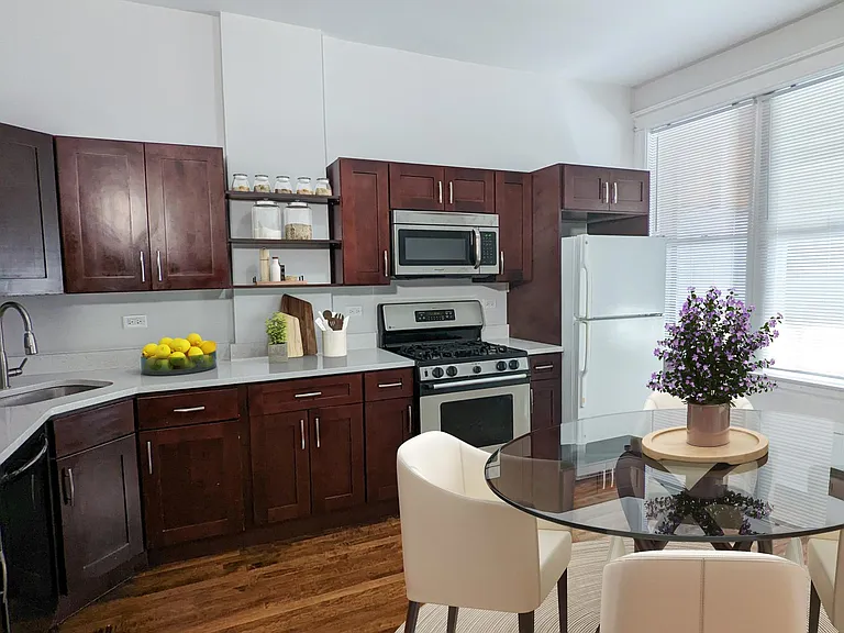 2633 W Haddon Ave #2R — Photo 2