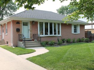 7420 N Ozark Ave, Chicago, IL 60631