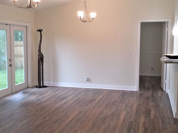 5th image of 5131 El Claro Cir
