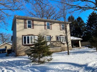 N1234 Rosewood Dr, Pell Lake, WI 53128