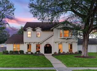 211 Blue Willow Dr, Houston, TX 77042