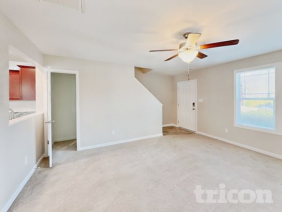4th image of 496 Sherrill Farm Dr