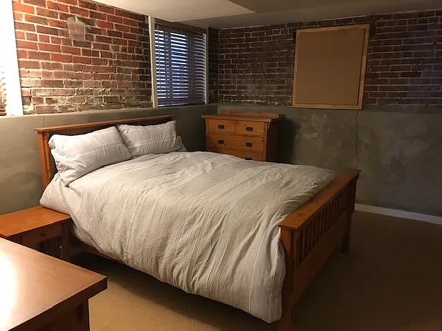 2 bed, 905 sqft, $2,200 — Photo 4
