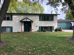 304 Walters Ave S, Lake Preston, SD 57249