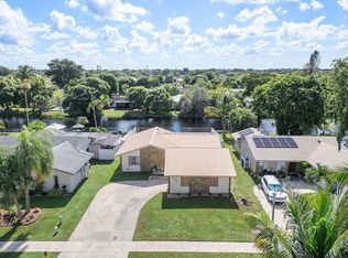 7610 SW 8th Ct, North Lauderdale, FL 33068