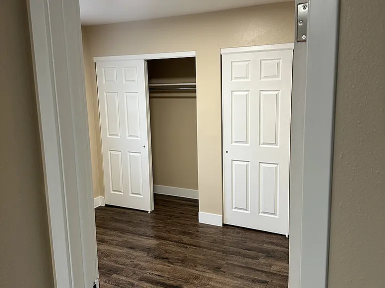 1714 Stover St #2E — Photo 6