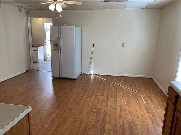 5th image of 1318 W Florida St