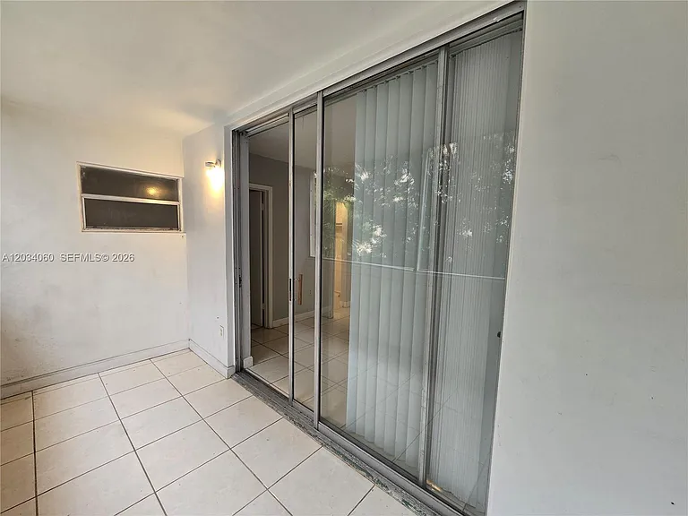 1475 NE 125th Ter #304-B — Photo 9