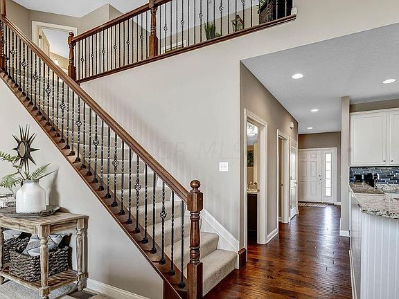 5th image of 4831 Scenic Creek Dr