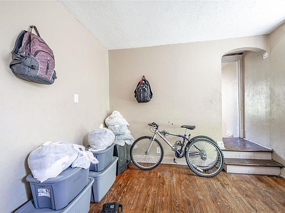 4th image of 5227 Davison Ave