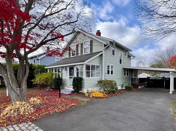43 Ridgewood Drive, Milford, CT 06460