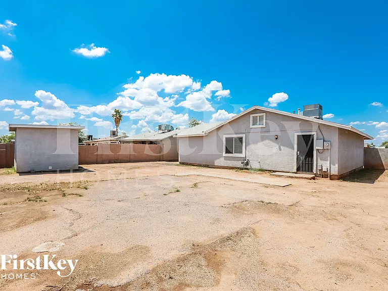 4739 E Sunland Ave — Photo 15