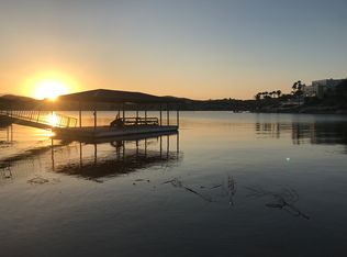 22462 Cascade Dr, Canyon Lake, CA 92587