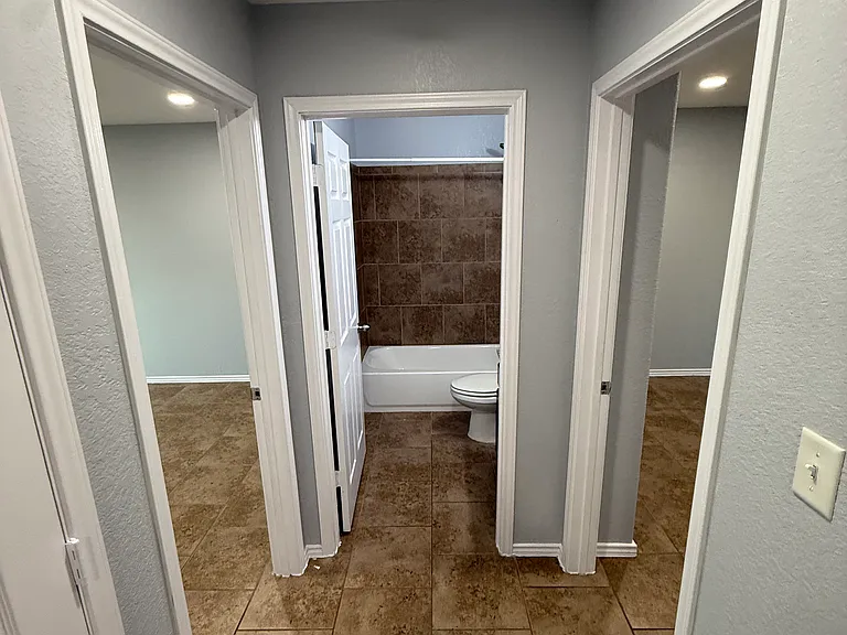 11114 Baywood St #101 — Photo 9