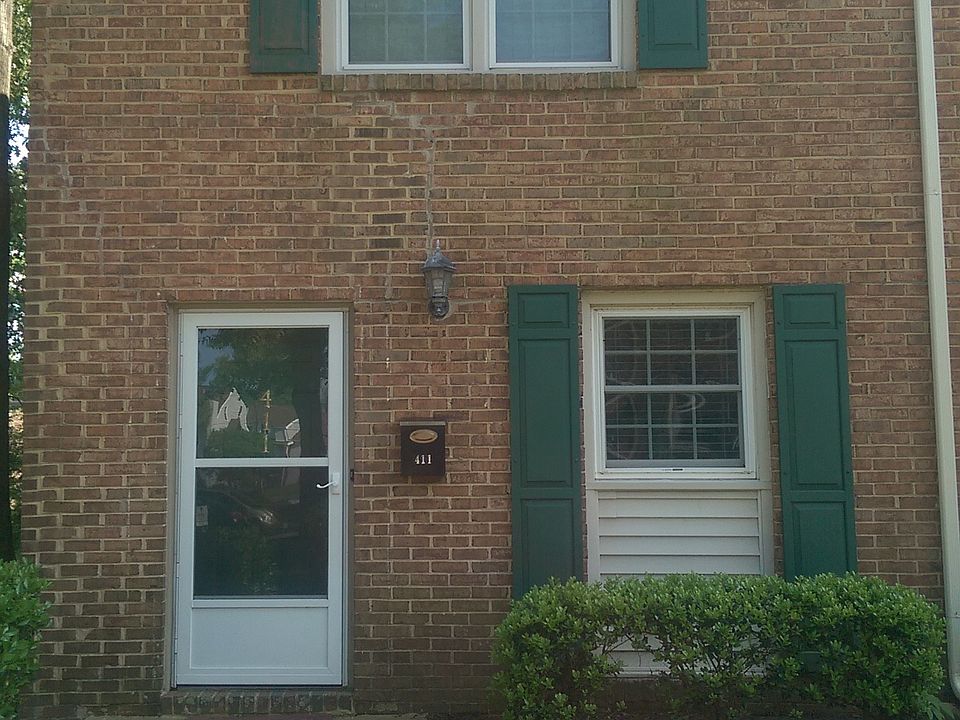 1st image of 411 Barberton Dr