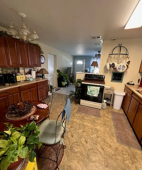 56 Seabreeze Dr — Photo 4