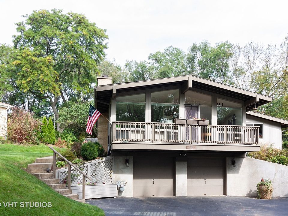 1st image of 22W516 Birchwood Dr