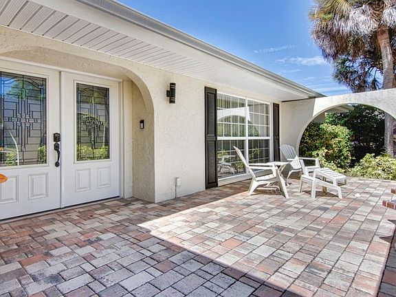 3rd image of 1396 Harbor Lake Dr