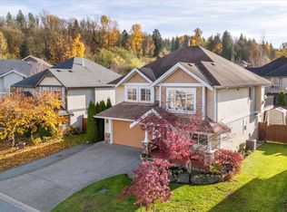 35522 Angus Cres, Abbotsford, BC V3G 0A2