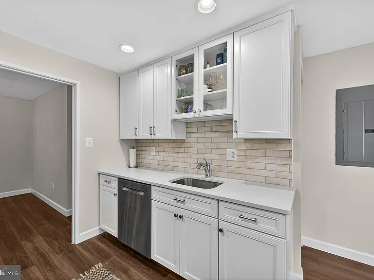 517 Florida Ave #T4 — Photo 19