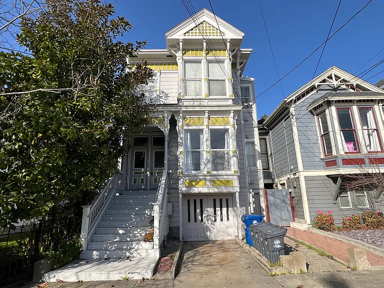 1309 Santa Clara Ave #D — Photo 1
