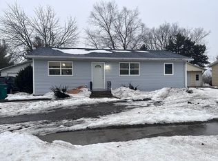 2200 3rd Ave NW, Waverly, IA 50677