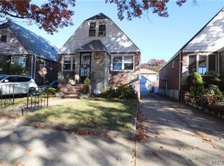 4561 Utopia Pkwy, Flushing, NY 11358