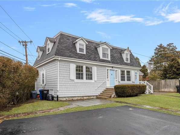 54 Coggeshall Ave, Newport, RI 02840