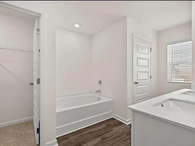 1309 Aura Ln #1309 — Photo 8