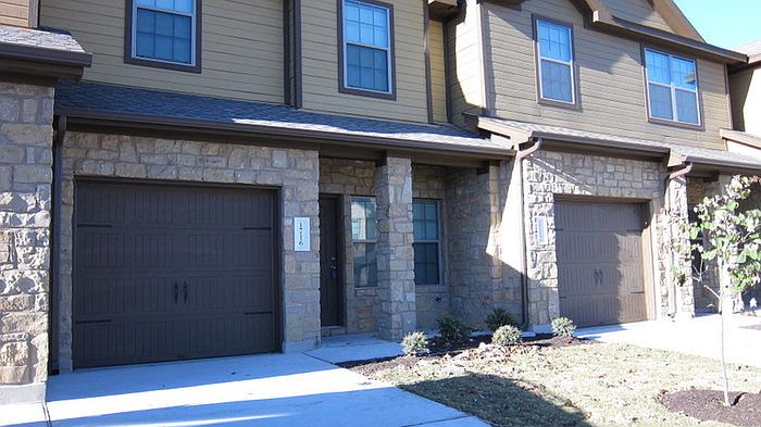 1st image of 1716 Monahans Ln #1716