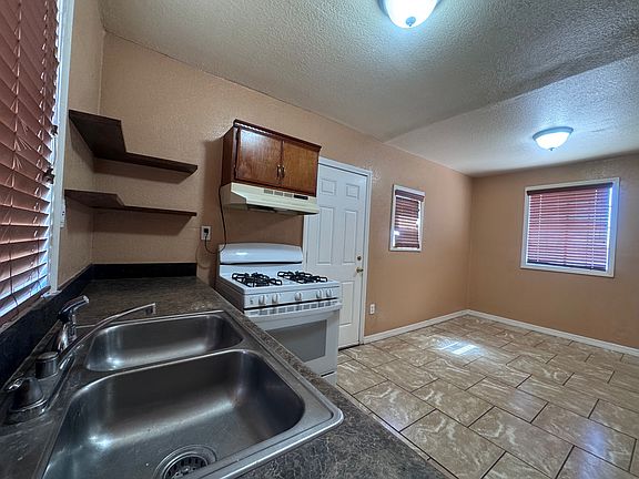 5th image of 238 E Rice St #1