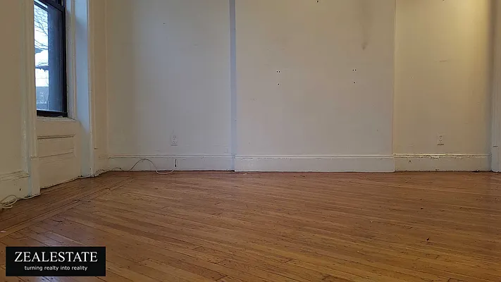 Rented by ZealEstate Group Inc | media 28