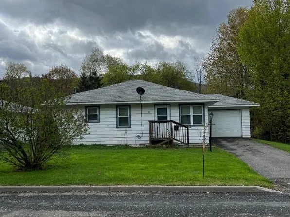 30 Elm St, Deposit, NY 13754