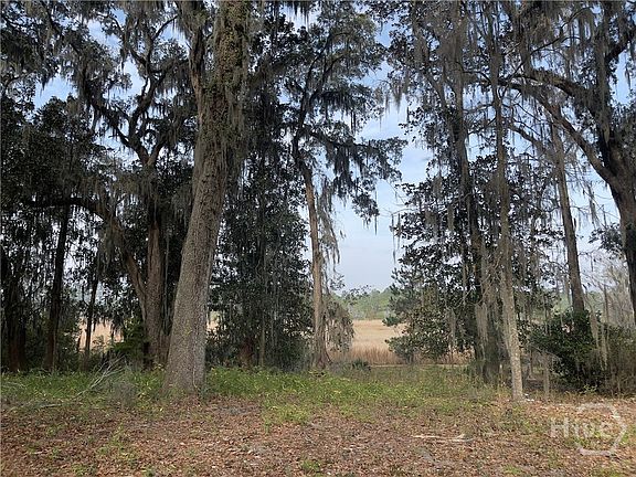 2nd image of 121 Salt Creek Road