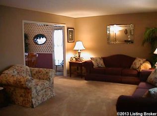 8219 Arnoldtown Rd, Louisville, KY 40214